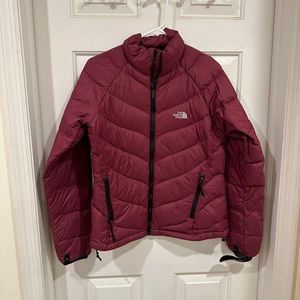 The North Face - Burgundy 550 Goose Down fill jacket